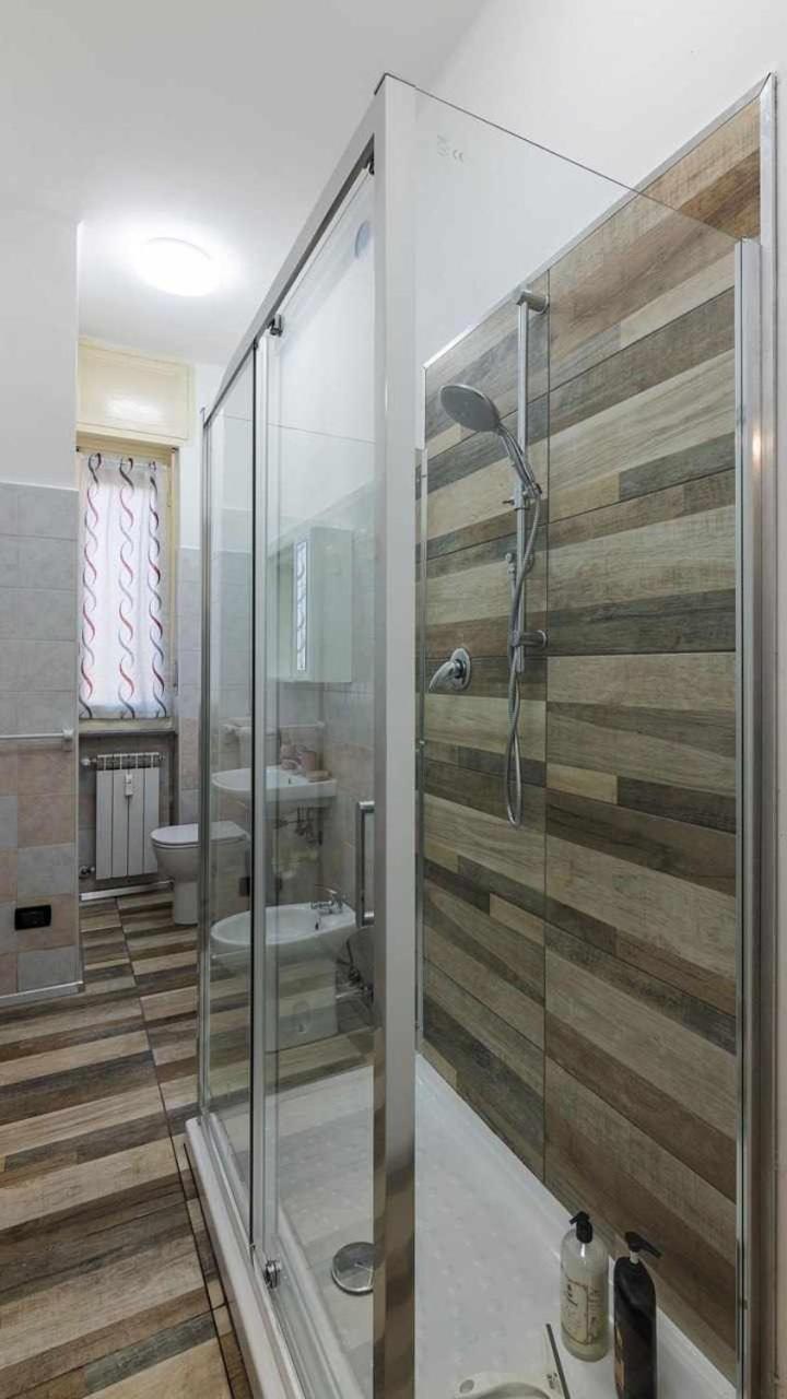 Inalpi Arena Elegante Cromoterapia Ac Apartament *